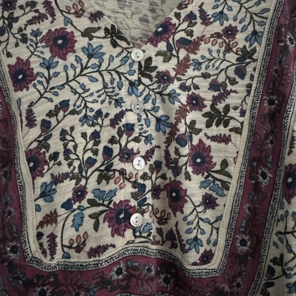 Lucky Brand Cream Floral V-Neck Blouse with Purple Accents - Picture 3 of 4
